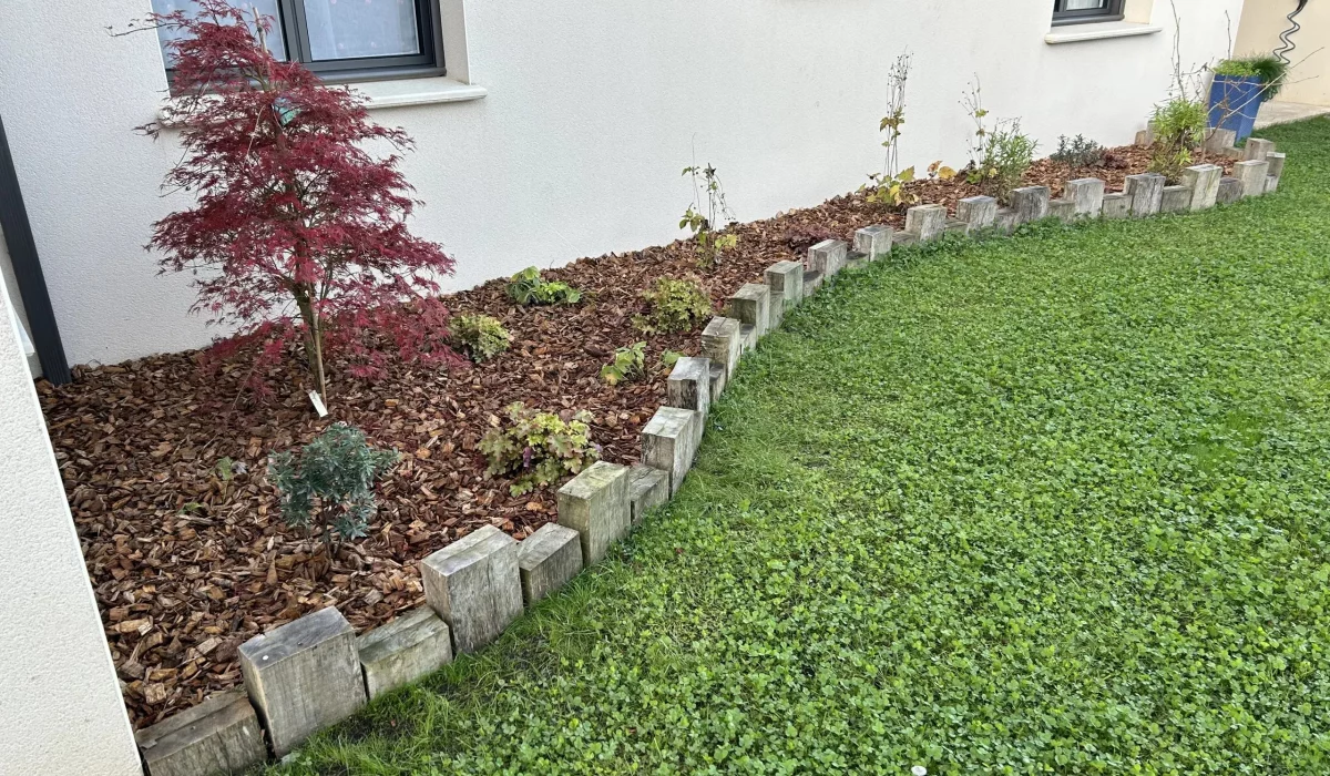 Terre-pierre et massif