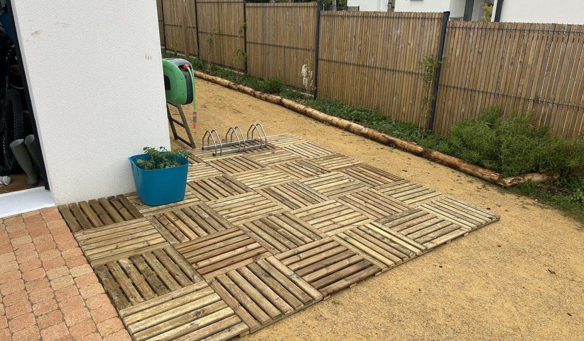 Construction et installation de caillebotis bois