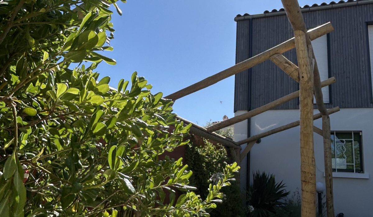 Pergola châtaignier