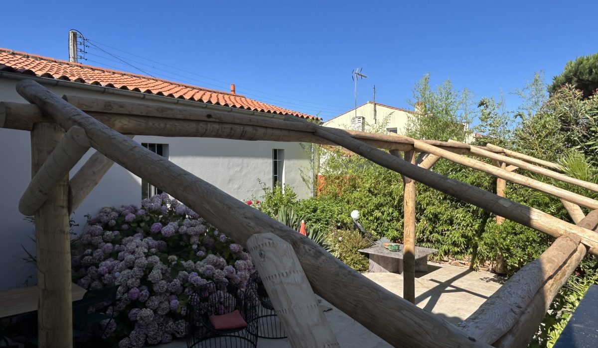 Pergola châtaignier